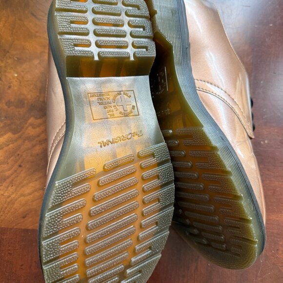 NEW With Tags - Dr Martens rose gold oxford vegan leather - Picture 4 of 5